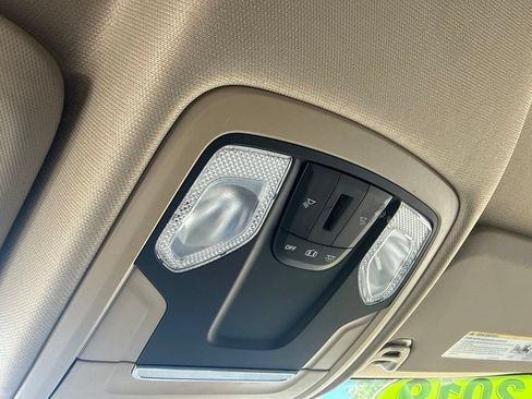 Used 2019 RAM 2500 Tradesman w/ Chrome Appearance Group AWD/4WD image 19