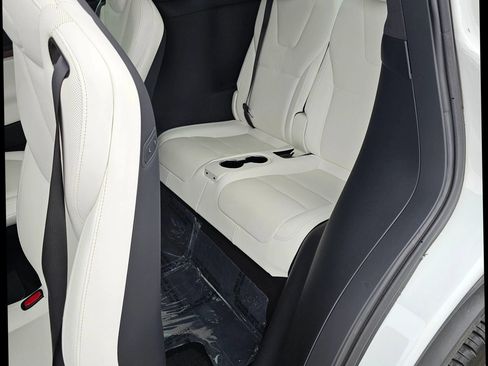 Used 2022 Tesla Model X AWD/4WD image 22