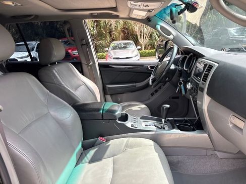 Used 2006 Toyota 4Runner Limited image 27