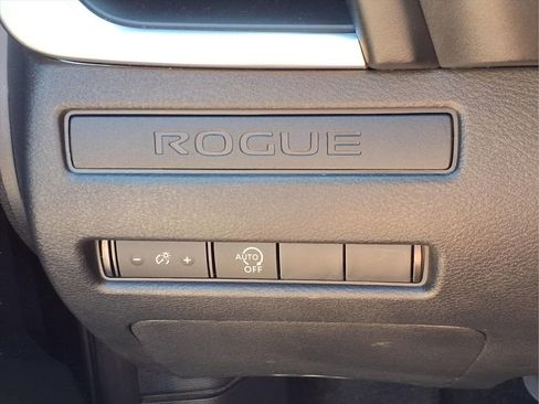 Used 2023 Nissan Rogue S FWD image 16