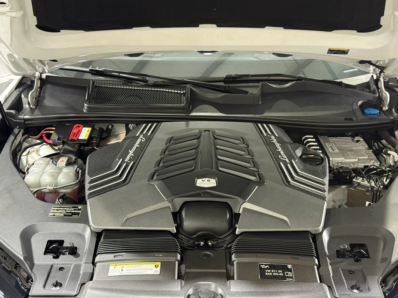 Used 2022 Lamborghini Urus AWD/4WD image 27