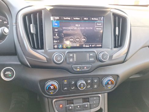 Used 2024 GMC Terrain AT4 w/ Infotainment Package II image 29