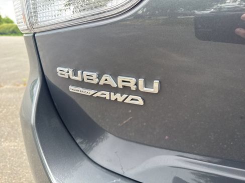 Used 2023 Subaru Forester Premium AWD/4WD image 43