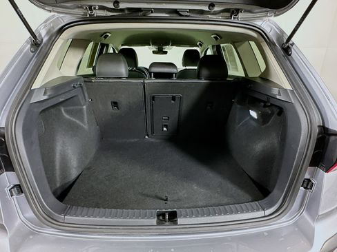 Used 2024 Volkswagen Taos SE image 28