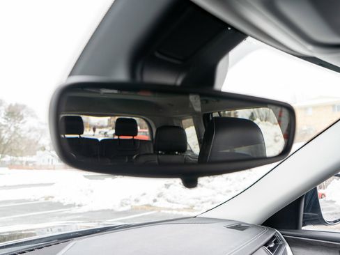 Used 2023 Jeep Grand Cherokee L Limited image 25