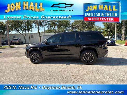 Used 2025 Chevrolet Traverse Z71 w/ Driver Confidence Package AWD/4WD image 5