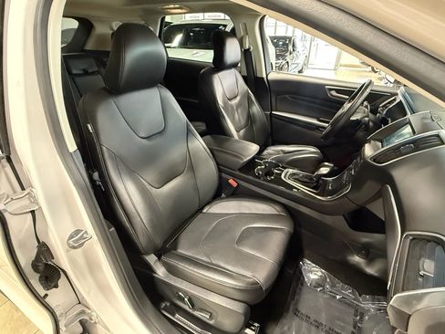 Used 2016 Ford Edge Titanium w/ Equipment Group 301A image 8
