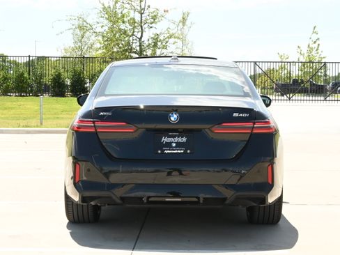 New 2027 BMW 540i xDrive w/ M Sport Package AWD/4WD image 7