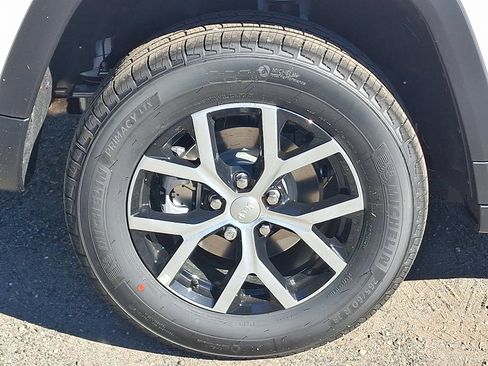 New 2025 Jeep Grand Cherokee Limited image 5