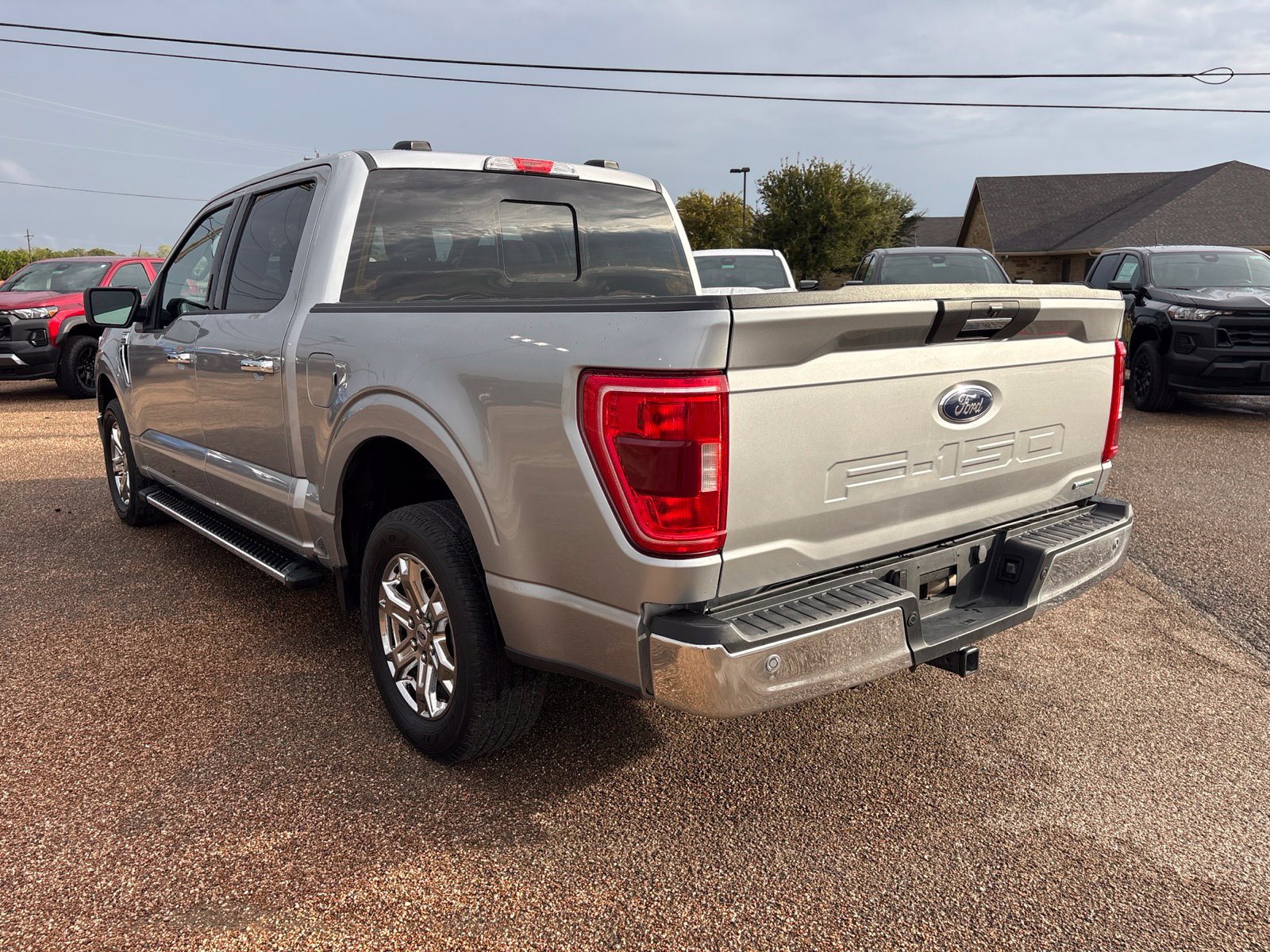 Used 2023 Ford F150 XLT w/ Equipment Group 301A Mid RWD image 4