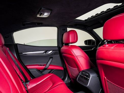 Used 2017 Maserati Ghibli S Q4 image 15