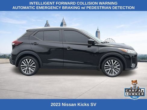 Used 2023 Nissan Kicks SV FWD image 6