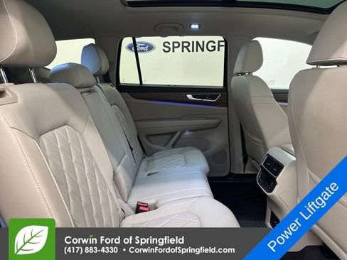 Used 2024 Volkswagen Atlas SEL Premium R-Line image 12