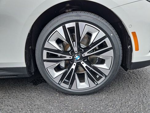 New 2026 BMW 530i xDrive AWD/4WD image 9
