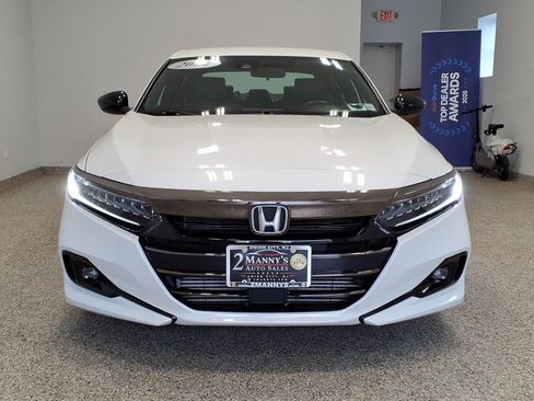 Used 2022 Honda Accord Sport Sedan image 2