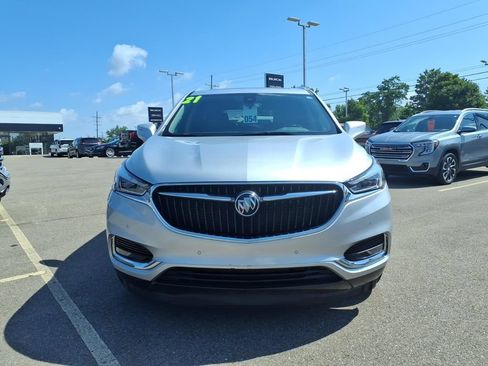 Used 2021 Buick Enclave Premium w/ Sun and Sites Package AWD/4WD image 2
