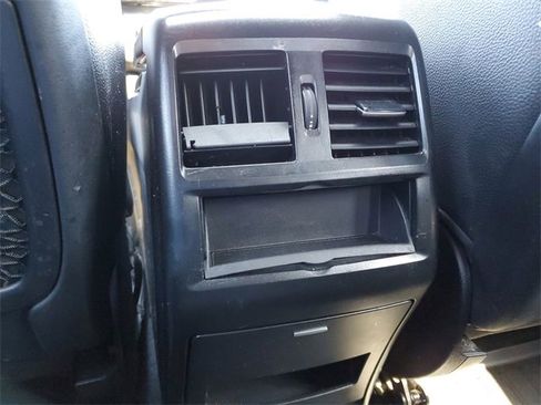 Used 2011 Hyundai Tucson Limited w/ Premium Pkg 3 image 22