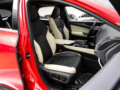 Used 2024 Lexus NX 250 FWD image 37