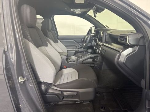 Used 2025 Toyota 4Runner TRD Off-Road image 4