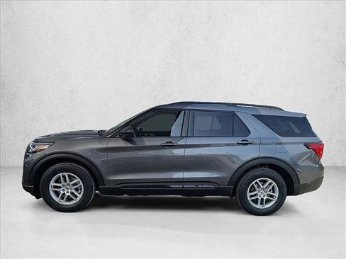 New 2026 Ford Explorer Active image 2