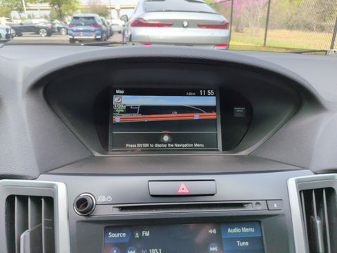 Used 2018 Acura TLX w/ Technology Package image 16