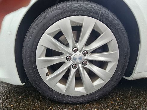 Used 2018 Tesla Model S 75D image 31