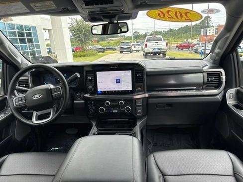 Used 2026 Ford F350 Lariat w/ Lariat Ultimate Package AWD/4WD image 16