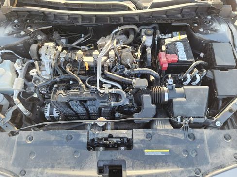 Used 2024 Nissan Altima 2.5 SV image 20