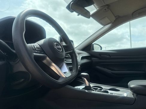 Certified 2026 Nissan Altima 2.5 SV AWD/4WD image 37