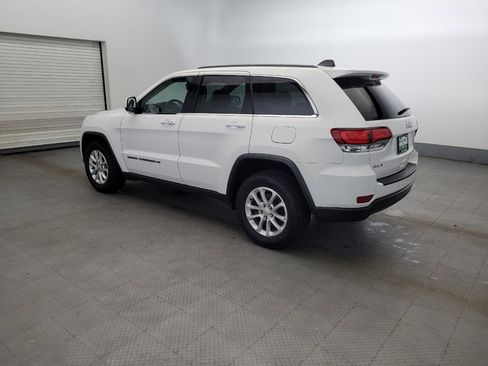 Used 2022 Jeep Grand Cherokee Laredo E AWD/4WD image 3