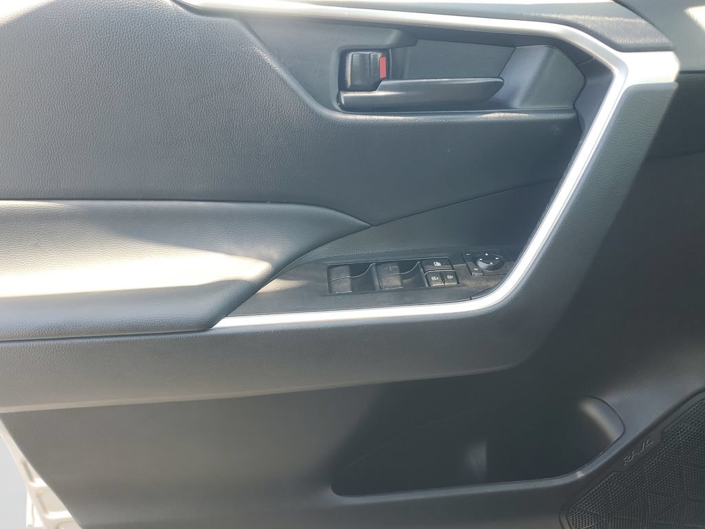 Certified 2024 Toyota RAV4 LE FWD image 18