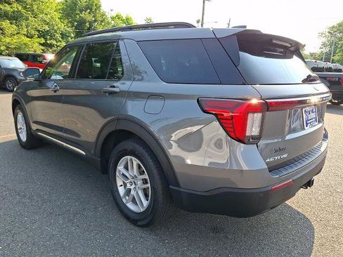 Certified 2025 Ford Explorer Active AWD/4WD image 4