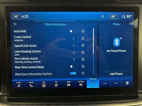 Certified 2023 Ford F150 Lariat w/ Equipment Group 502A High image 26