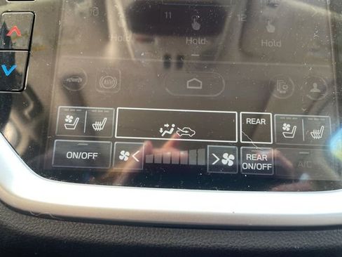 Used 2023 Subaru Ascent Touring image 29