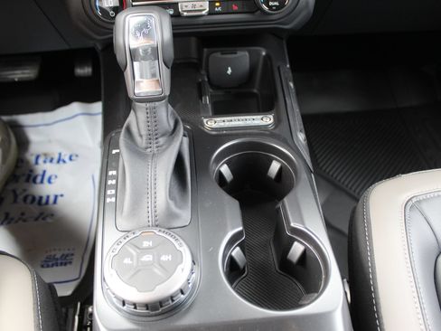 New 2026 Ford Bronco Outer Banks AWD/4WD image 30