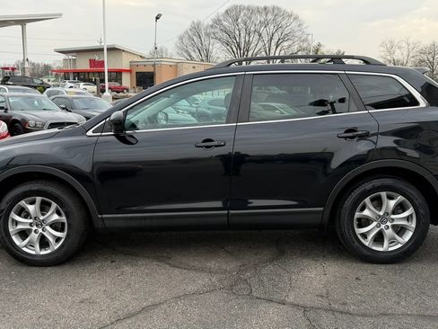 Used 2015 MAZDA CX-9 Touring w/ Touring Technology Package image 2