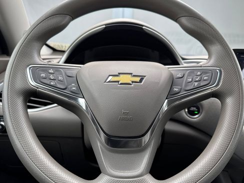 Used 2024 Chevrolet Malibu LT image 25