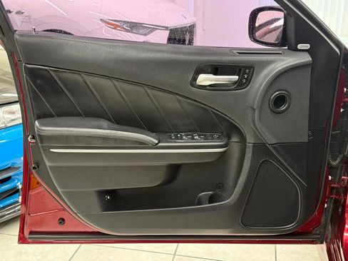 Used 2017 Dodge Charger R/T Scat Pack w/ Driver Confidence Group RWD image 16