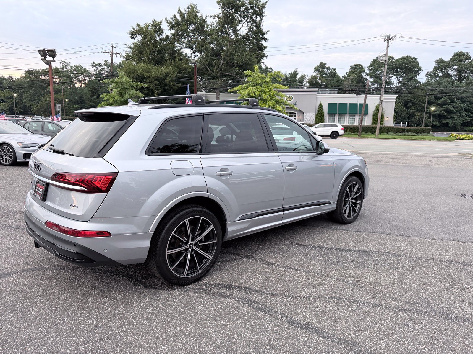 Used 2021 Audi Q7 3.0T Premium Plus w/ Premium Plus Package AWD/4WD image 5