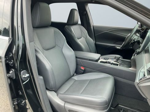 Used 2024 Lexus RX 350 Premium w/ Cold Area Package AWD/4WD image 16