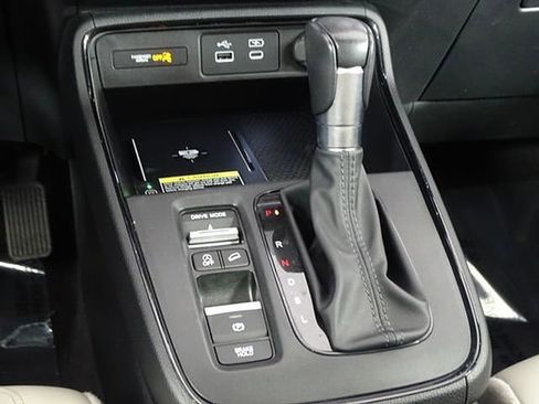 Used 2024 Honda CR-V EX-L image 40