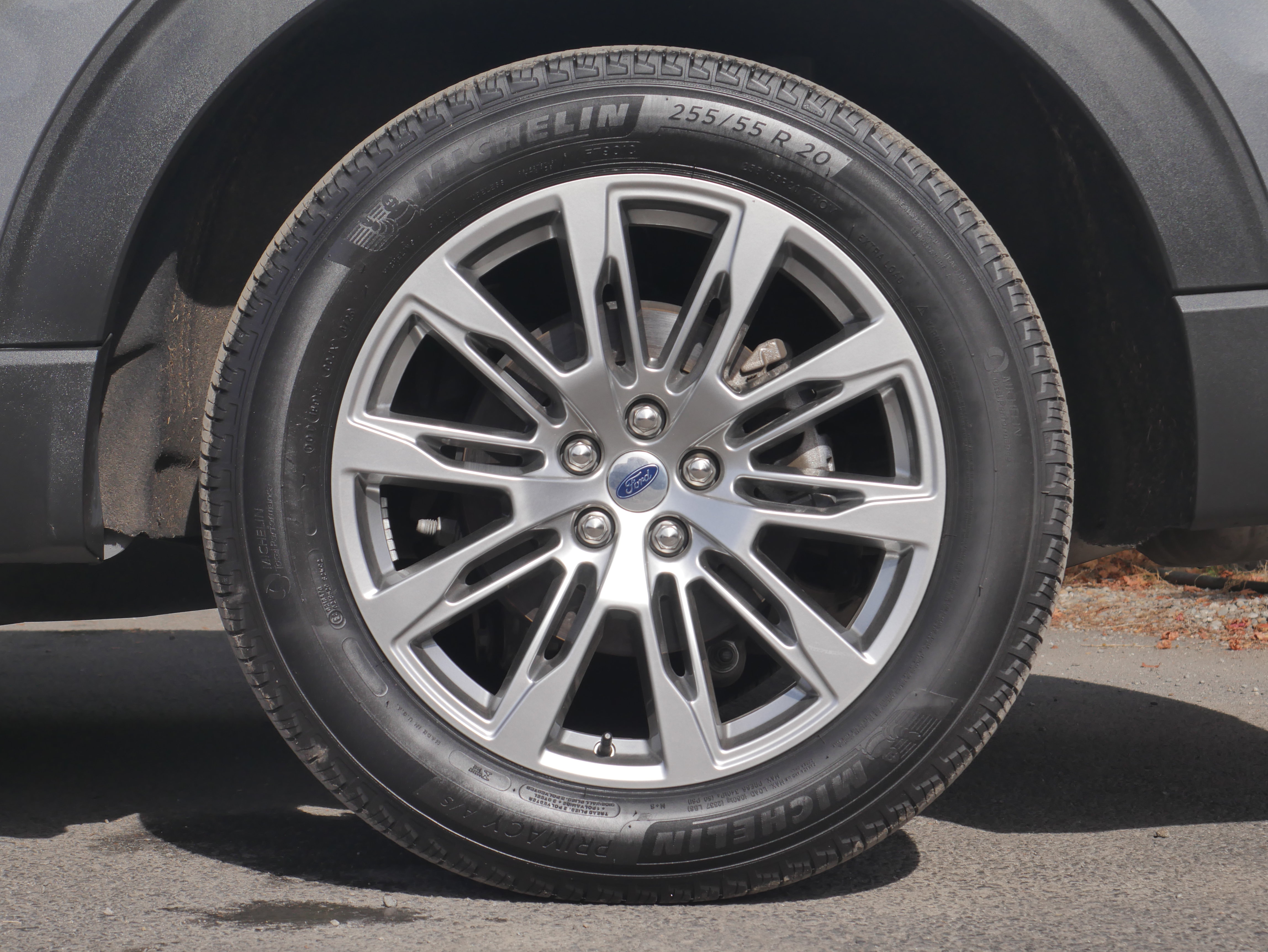 Certified 2025 Ford Explorer Active w/ Active Comfort Package AWD/4WD image 18