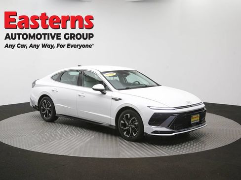 Used 2024 Hyundai Sonata SEL FWD image 48