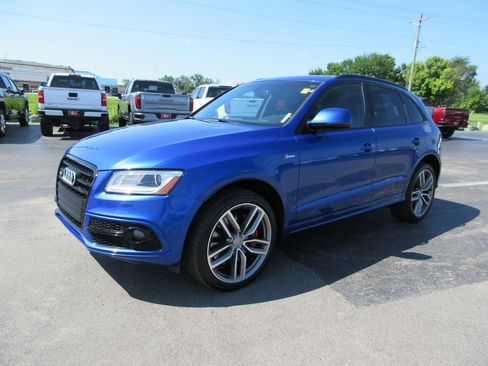 Used 2016 Audi SQ5 Premium Plus w/ Technology Package AWD/4WD image 11