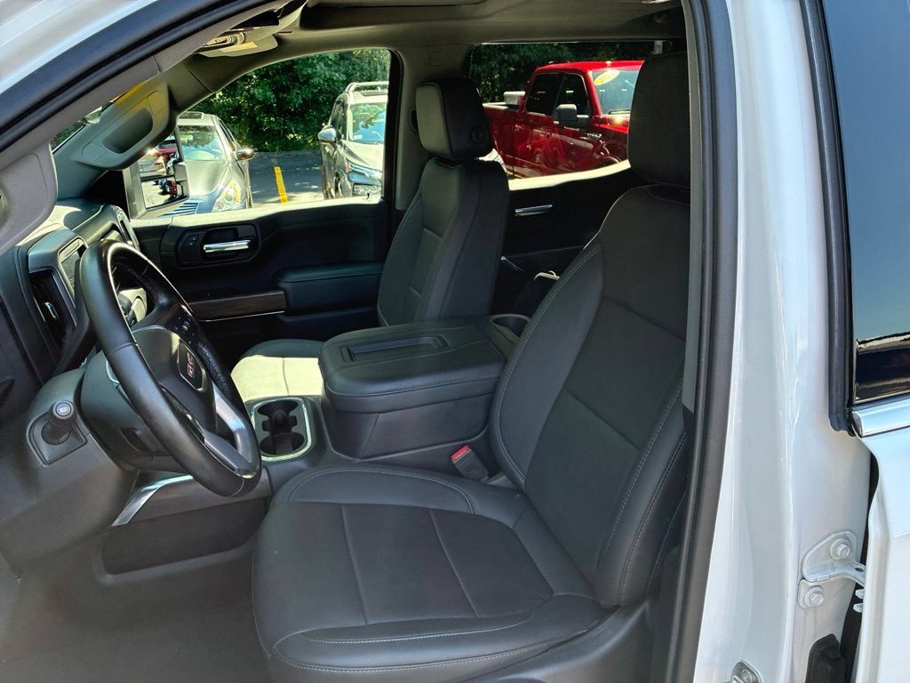 Used 2021 GMC Sierra 1500 SLT w/ SLT Premium Plus Package AWD/4WD image 16