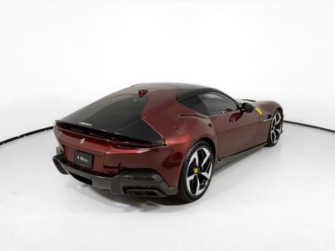 Certified 2025 Ferrari 12Cilindri RWD image 9