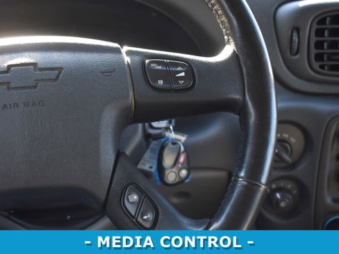 Used 2003 Chevrolet TrailBlazer LTZ w/ Skid Plate Package image 13