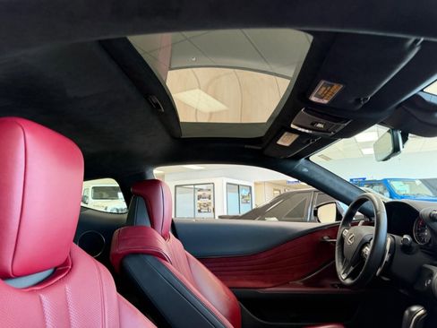 Used 2018 Lexus LC 500 Coupe w/ Touring Package RWD image 10