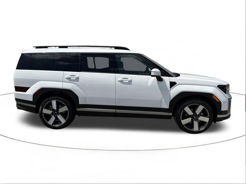 New 2026 Hyundai Santa Fe Limited FWD image 2