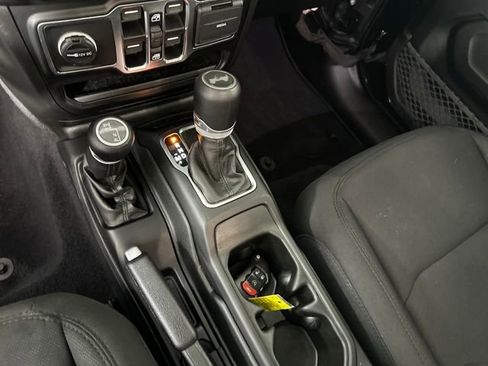 Used 2021 Jeep Wrangler Unlimited Sport image 20